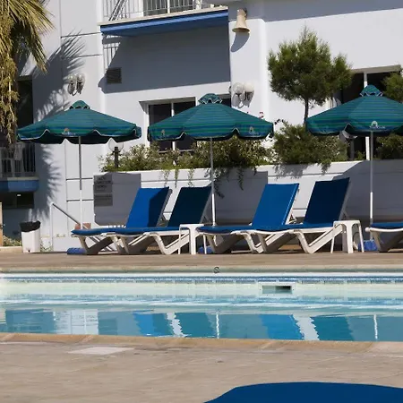 Blue Crane Apts Appart hôtel Limassol