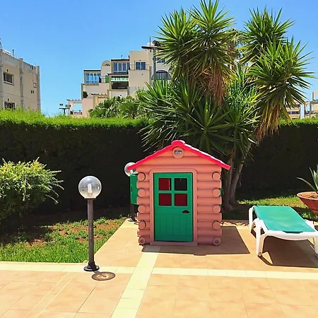 Aparthotel Blue Crane Apts 3*