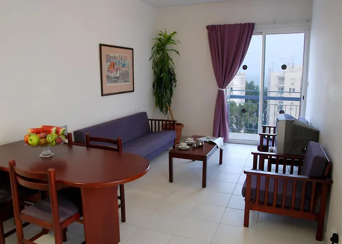 Blue Crane Apts Апарт-отель