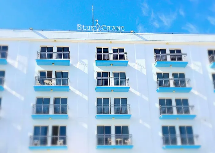 Blue Crane Apts 3*